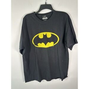 Batman T-Shirt Men's Size XL DC Comics Classic Logo  100% Cotton